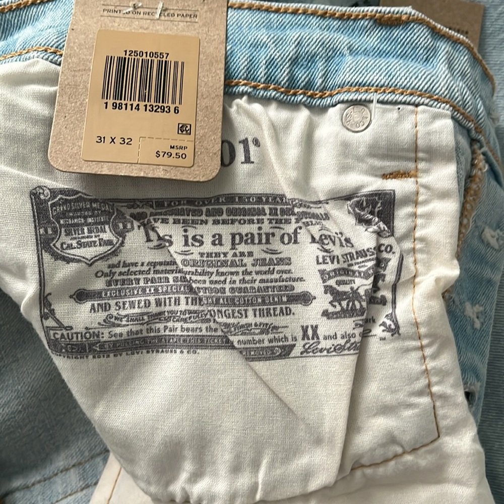 Levi's "501 Original" High-Rise Straight-Leg Light-Wash Jeans [NWT] - Picture 7 of 7